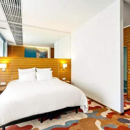 Mercure 4* تالين