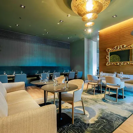Mercure فندق 4*