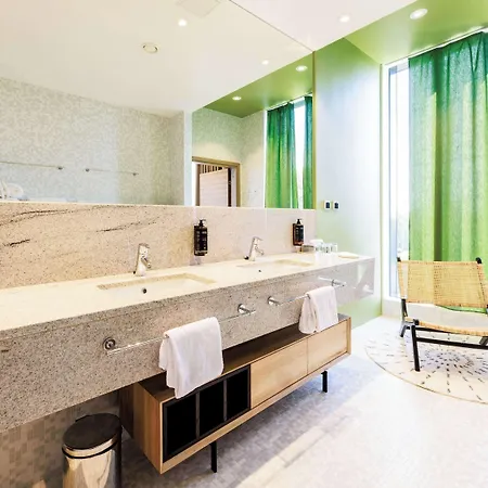 Hotell Mercure 4*