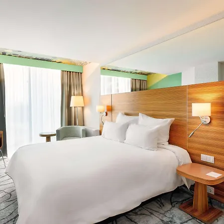Mercure 4*