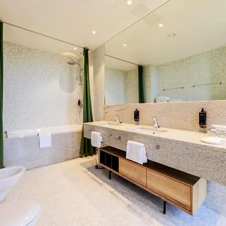 Mercure Hotell 4*