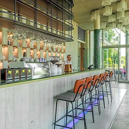 Mercure 4*